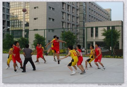 20080638太阳集团官网光电成立十周年活动之一—篮球赛